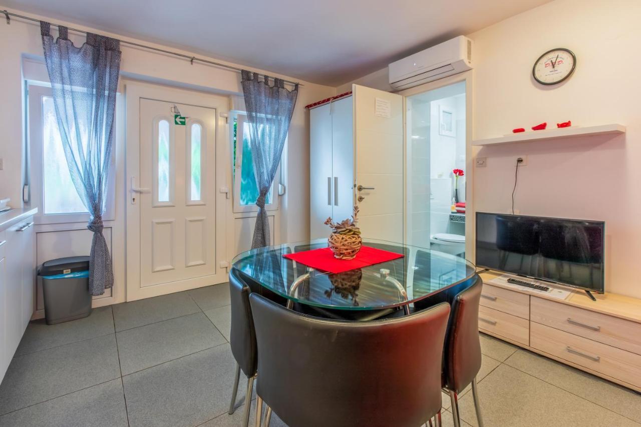Apartmani Visnja Crikvenica Εξωτερικό φωτογραφία